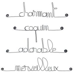Lot de petits messages " GARÇONNET : Adorable, Charmant, Coquin, Merveilleux " en fil de fer - à punaiser - Bijoux de mur