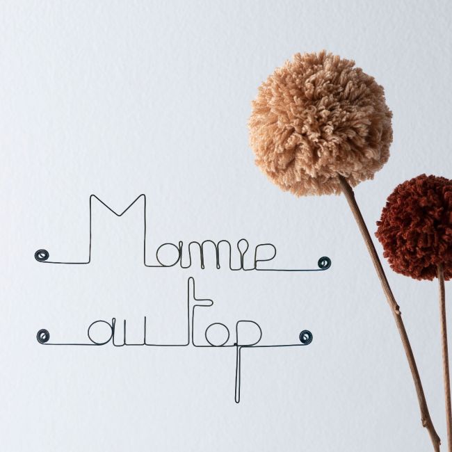 Décoration Murale en Fil de Fer "Mamie au top" - à punaiser - Bijoux de Mur - Fête des Grand-Mères