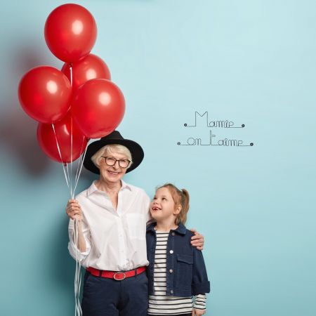 Cadeau F&ecirc;te des Grand-M&egrave;res " Mamie on t'aime " - D&eacute;coration Murale en Fil de Fer &agrave; punaiser - Bijoux de Mur